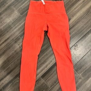 Lululemon Train Times HR Tight 25 inch size 8